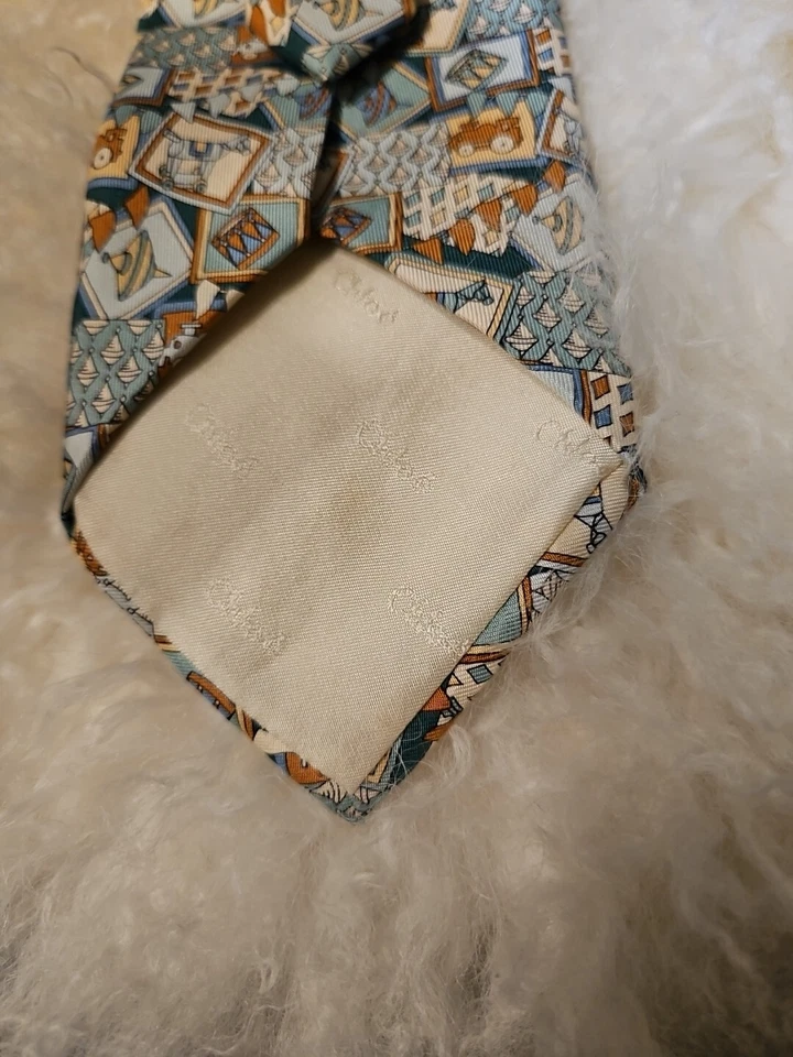 Corbata Chloe Pure Silk Baby Them nueva sin etiquetas Foto 4 de 4