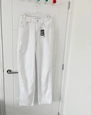 BNWT PRIMARK LADIES WHITE TEXTURED HIGH WAIST STRAIGHT LEG JEANS  SIZE 10