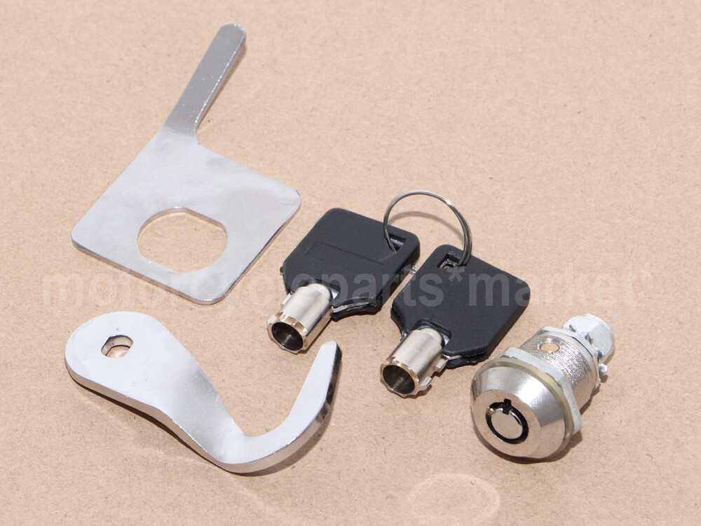 Rear Saddlebag Lock w/Key Kit For Harley 93-13 Touring Road Glide
