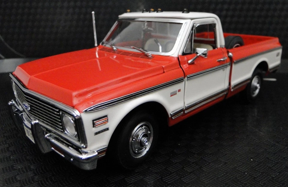 Chevrolet 1:24 Chevy camioneta camioneta camioneta coche personalizado 18 carrusel rojo 55 57 1955 1957 Foto 3 de 4