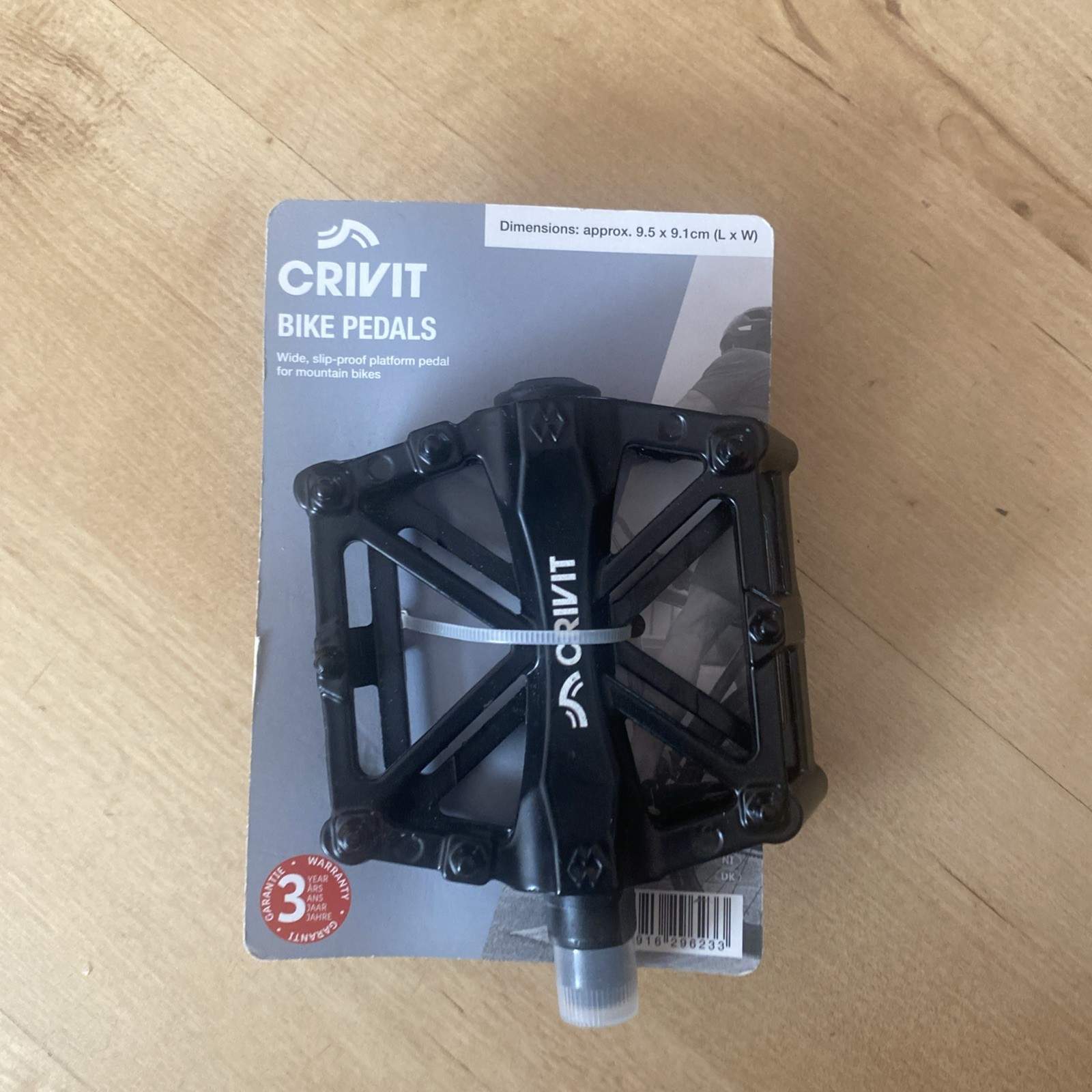 Crivit Bike Pedals - Wide Slip Proof Platform Pedal For Mountain Bikes 9.5x9.1cm