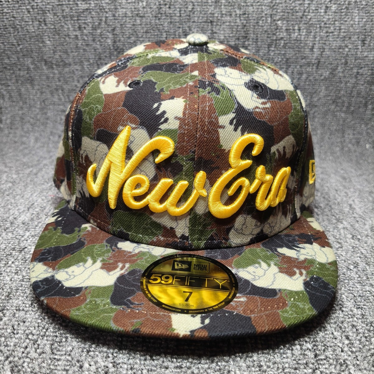 New Era 59FIFTY Fitted Hat Size 7 Camo Yellow Script Logo Cap