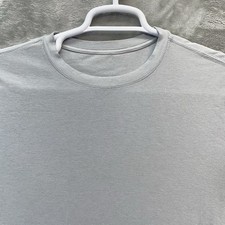 Vuori Shirt Mens Medium Short Sleeve strato tech Performance Gym Casual gray