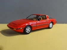 1ST GEN 1978-85 MAZDA SAVANNA RX-7 SPORTS COUPE 1/64 DIECAST DIORAMA MODEL M