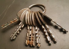 Lot of 9 Vintage Master Lock Corrugated Flat Keys 2" on key Ring