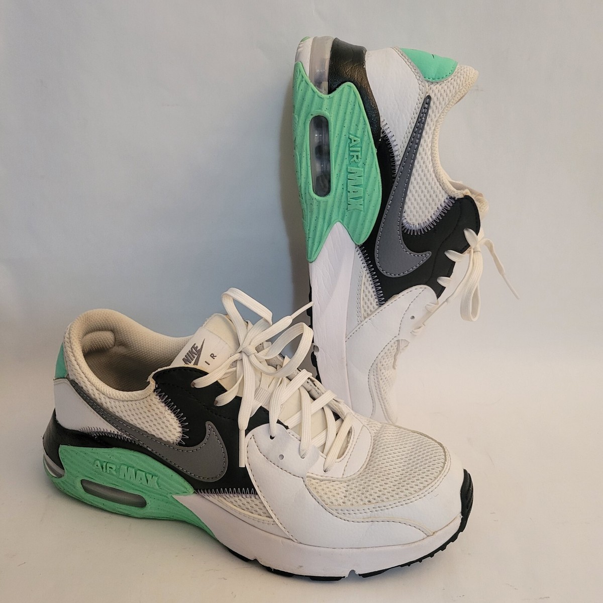 Nike Air Max Excee White/Cool Grey-Black Women display picture 1
