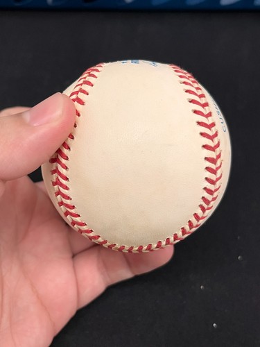 Frank Thomas Hand Signed Autographed Rawlings Baseball JSA/COA WM AA 93024 - Picture 6 of 7