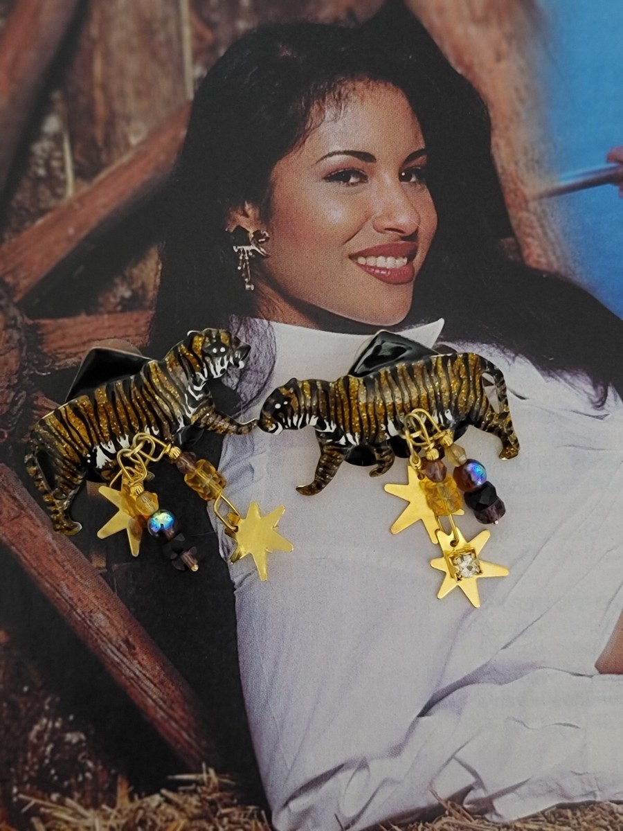 Selena Quintanilla Hoop Earrings Selena Hoop Earrings In Vintage Gold