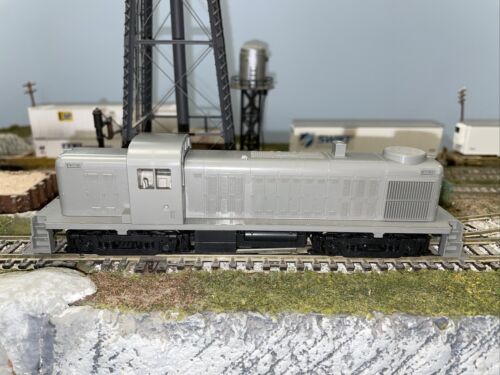 Kato HO scale RS2 Undecorated Locomotive - Picture 1 of 7