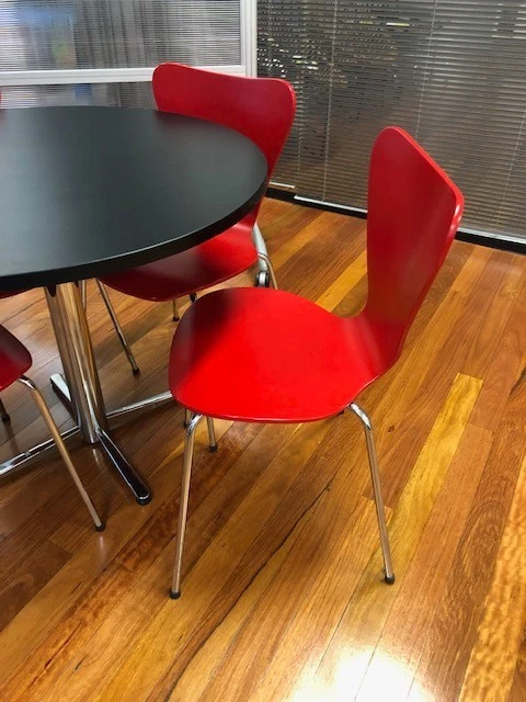 Round black table Plus 4 red chairs - Used in immaculate condition - image 4 of 4