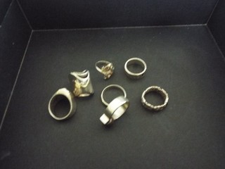 7 925 Sterling Silver Rings Lot No Stones Scrap or Wear 56 gram