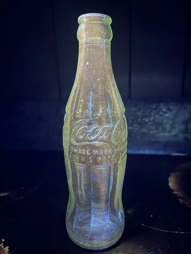 Vintage 1940’s CHATTANOOGA TN  Coca Cola Bottle Uranium UV Glow glass