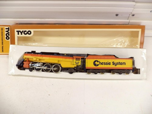 Tyco HO Chessie Steam Special locomotive, 1970's vintage, (ts)