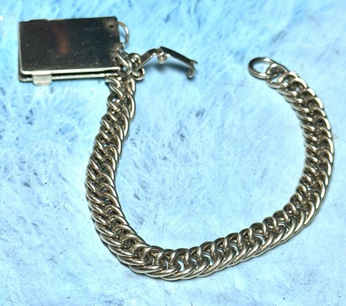 Vintage Gold Tone Chain Picture Charm Bracelet - Picture 6 of 9