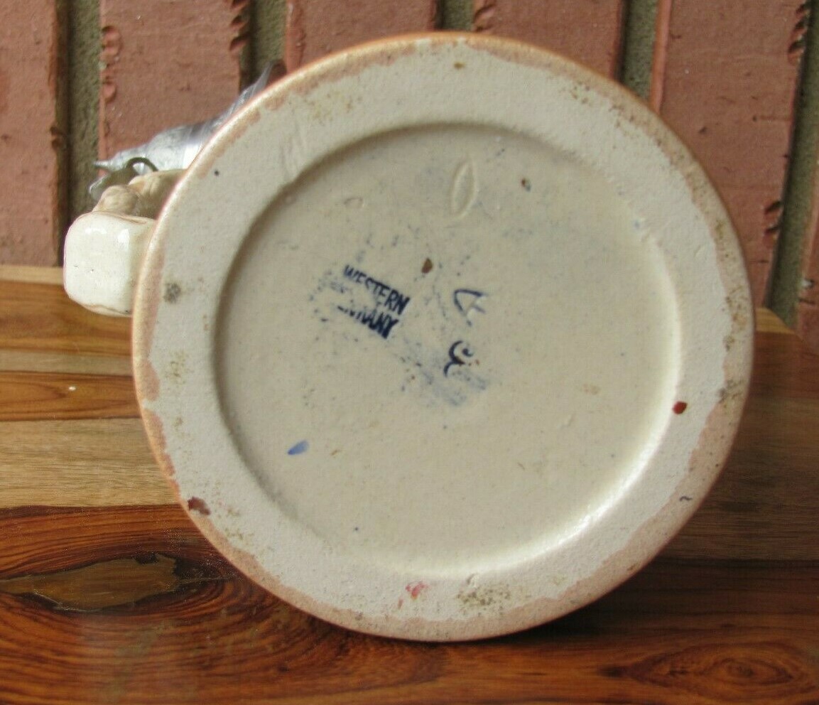 Lidded~9" Beer Stein~Bier u. Frohes Lied~Mach Nie Lebens Mud image 7