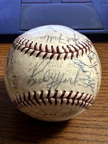 VINTAGE 1961 RED SOX TEAM 3 SIGNED AUTOGRAPHED BASEBALL! RARE ROOKIE YASTRZEMSKI - Picture 2 of 6