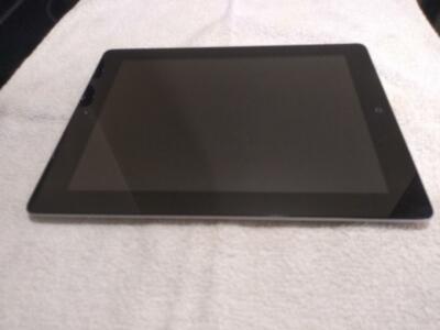 Apple iPad 2 32GB, Wi-Fi, 9.7in - Black a1395 Ex Cond w/Charger