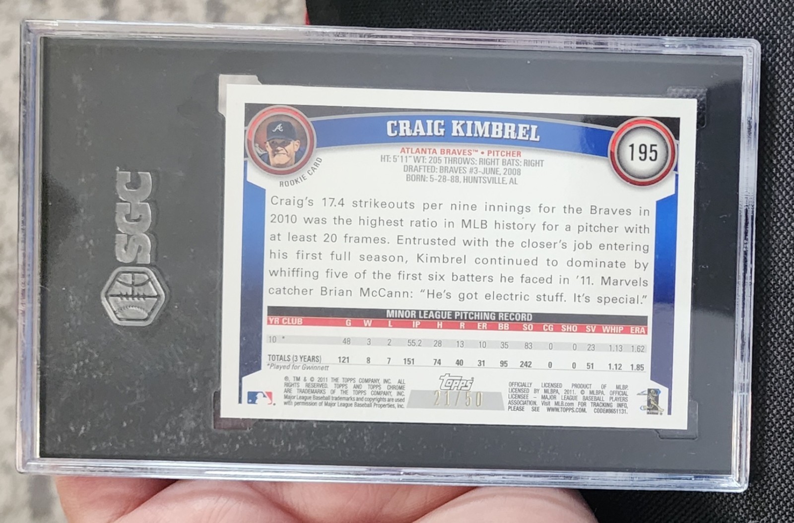 2011 TOPPS CHROME GOLD REFRACTOR AUTO #/50 CRAIG KIMBREL ROOKIE RC SGC 8.5 view 2