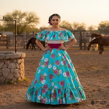 Conjunto de Vestido Floral Adelita Tradicional Mexicana - Hecho a Mano Dos Piezas