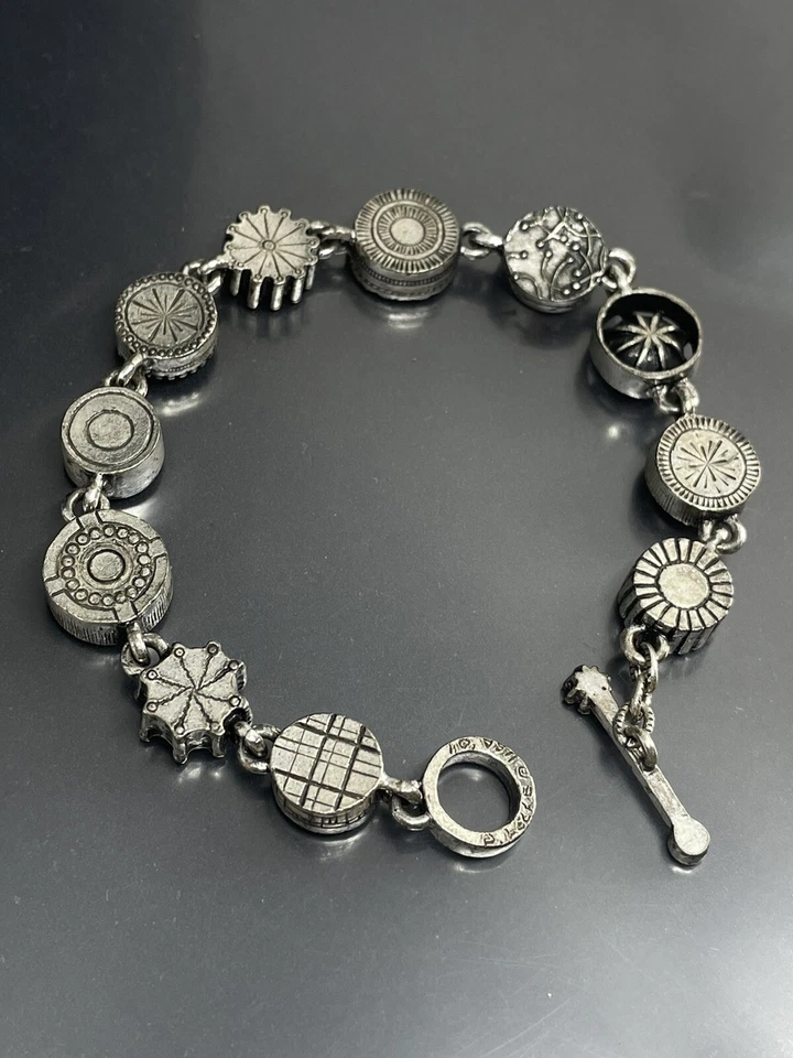 Patricia Locke USA Signed ‘04 Silvertone Swarovski Crystals 7” Link Bracelet - Image 3 of 4