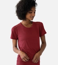 Cariloha Women's Bamboo Athletic Short Sleeve Shirt Pomegranate - Medium
