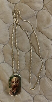 Walking Dead Memorable Moments Season 1 Episode 3 Dog Tag  Deer Hunter  #6 Of 24