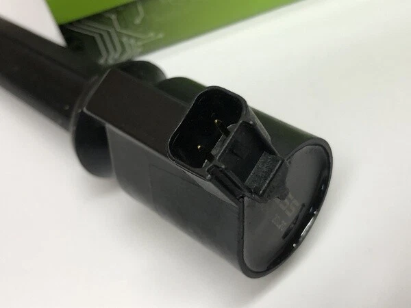 Ignition coils + plugs x 4 for Ford LS + LT FOCUS 2.0L Duratec 05-11 A0DB A0DA - Image 3 of 4