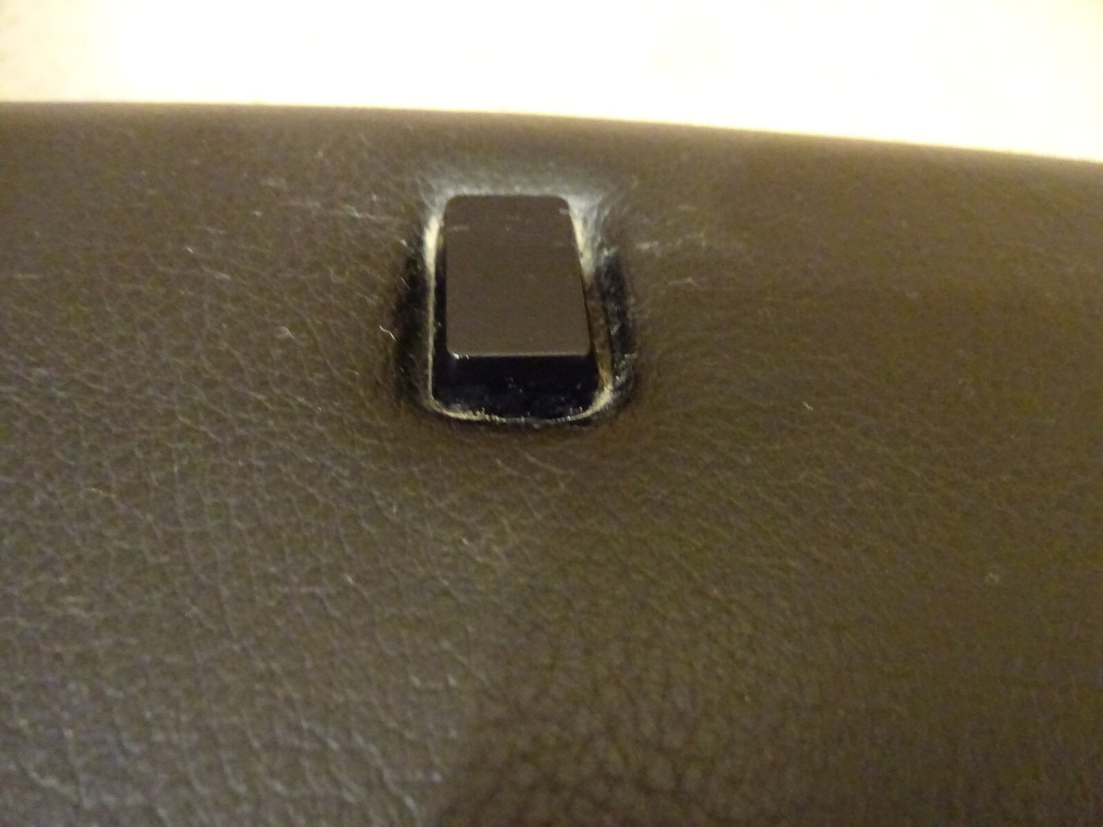 Maserati  4200 - Upper Dash Insert Panel- Black - P/N 67698500