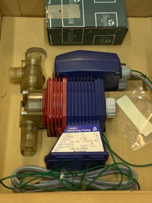 Iwaki Metering Pump EHN-B11V3R 38ml/min 100-240V 50/60Hz 20W Iwaki Metering Pump EHN-B11V3R 38ml/min 100-240V 50/60Hz 20W