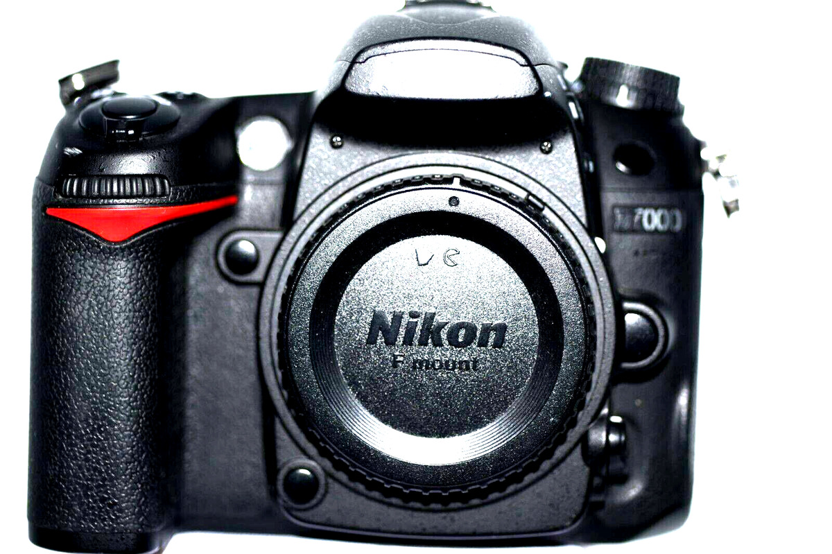 Making brush Architecture Nikon D7000 16.2MP Digital SLR Camera Body. SHUTTER CLICK COUNT, 19,723. |  eBay