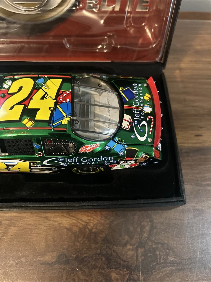 Jeff Gordon #24 Foundation Holiday Car Color Cromo 2006 Acción RCCA Elite 1:24 Foto 4 de 4