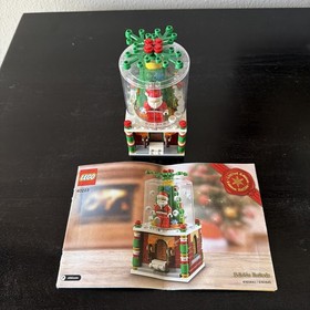LEGO 40223 Santa Snow Globe Limited Edition Set Complete With Manual