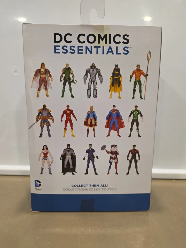 Figura de acción DC Comics Essentials Superman The New 52 - Nueva en caja Foto 2 de 4