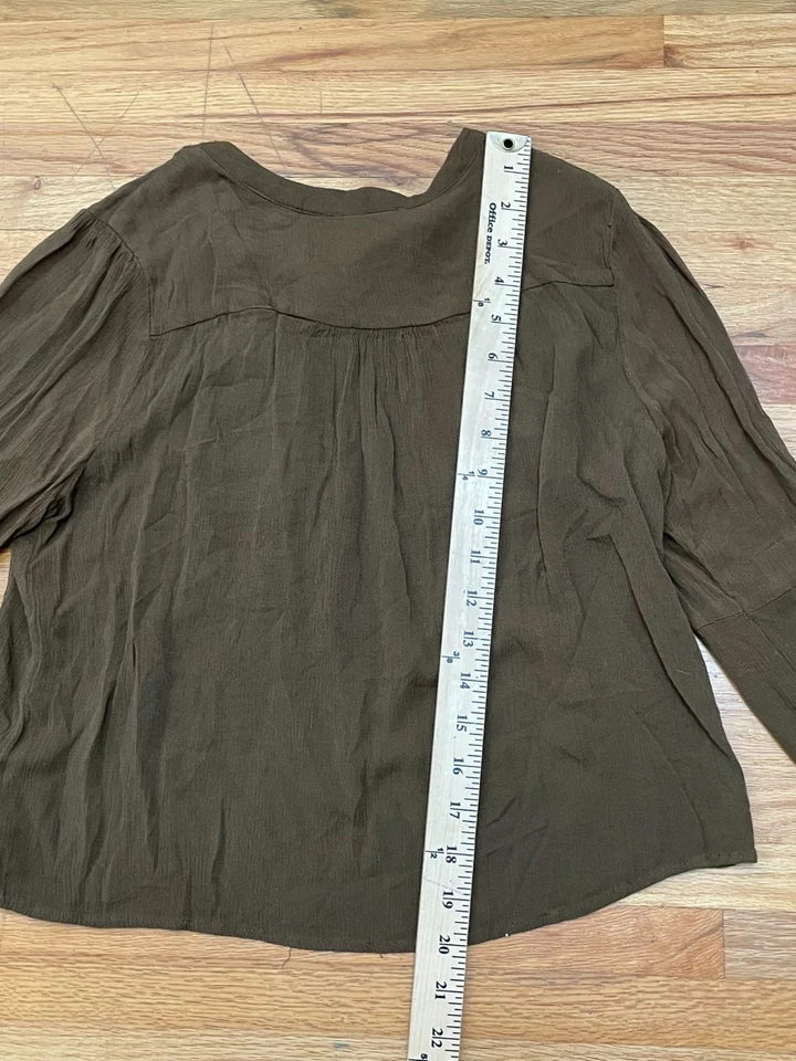 Blusa Forever 21 Para Mujer M Marrón Viscosa Top Botón Frontal Henley Y2k Informal Foto 3 de 4