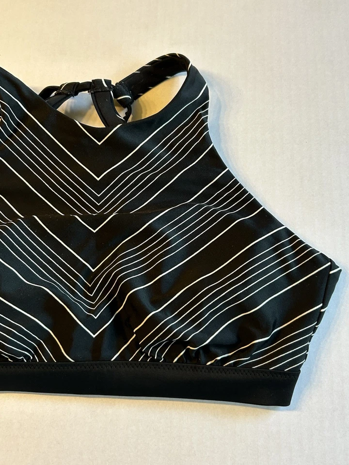 Top de bikini Athleta Chevron cuello alto negro blanco talla 32 D/DD Foto 3 de 4
