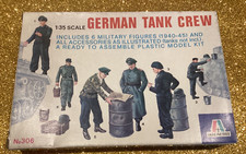 Italaerei 1/35 German Tank Crew Plastic Kit (#306)