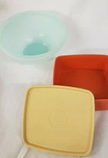 9P VINTAGE TUPPERWARE CUP, BOWL, FOOD STORAGE CONTAINER~MOSTLY NO LIDS~READ