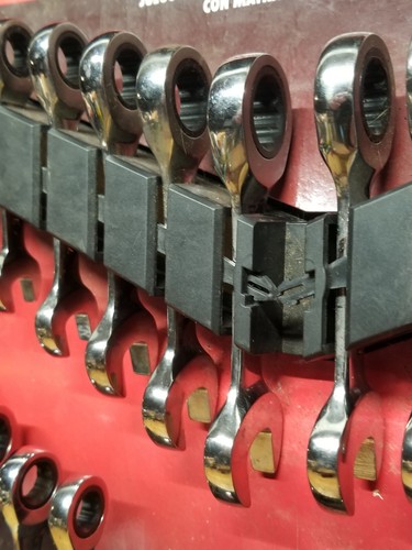 Gearwrench 32 Pc SAE/Metric Ratcheting Combination Wrench Sets W/stubby Wrenches - Picture 9 of 19