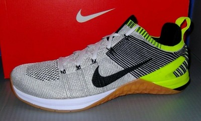 colorful flyknit nike