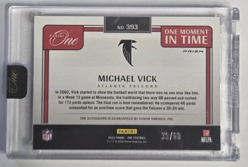 2024 PANINI ONE #393 MICHAEL VICK ONE MOMENT IN TIME AUTOGRAPHS RED 39/60 - Image 3 of 3