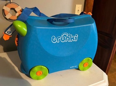Trunki Melissa & Doug Suitcase Kids Ride Wheeled Pull Along Blue Green