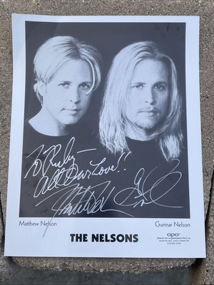 THE NELSONS Matthew Nelson And Gunnar Nelson Signed 8x10 Photo