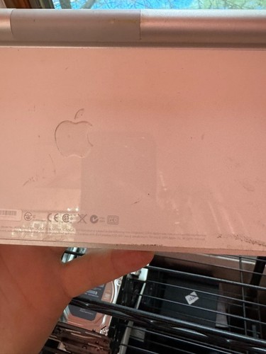 Apple Magic Keyboard A1314 Wireless Bluetooth – Works, No Battery Cover - Picture 7 of 9