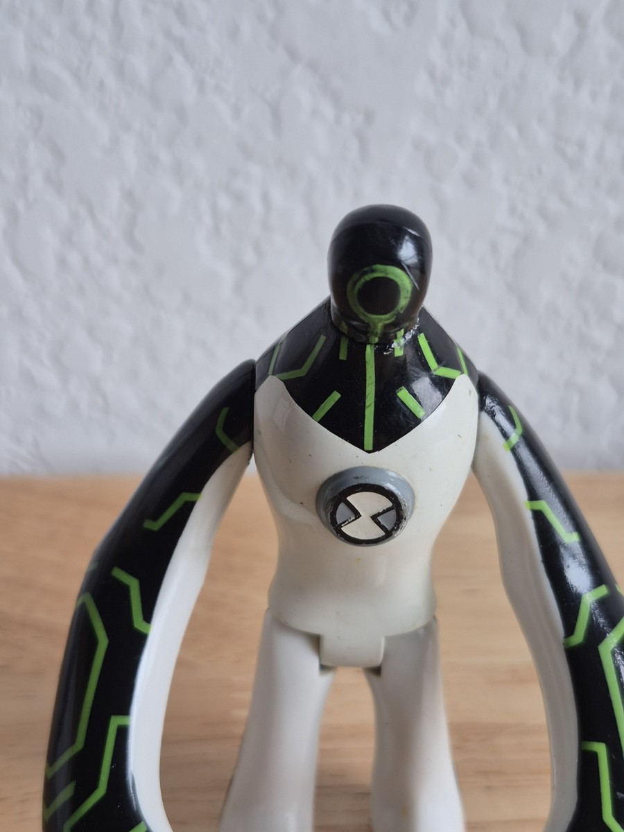 Ben 10 Tennyson is Upgrade Alien Action Figure Bandai 2007