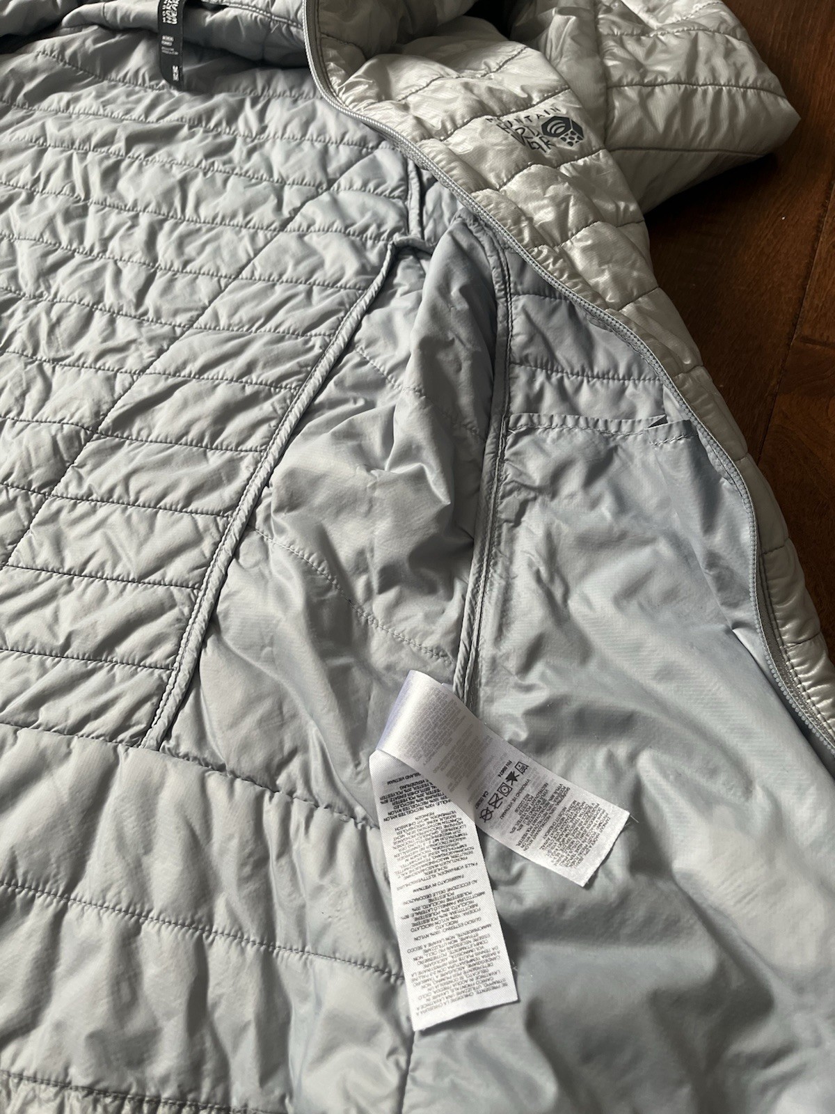 Mountain Hardware Ghost Shadow Hooded Jacket Silv… - image 4