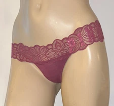 Victoria’s Secret Pink Panty Lace Thong XSmall NWT