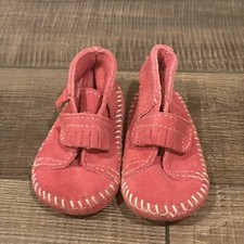 Minnetonka Baby Moccasins Leather Pink Fringe Slipper Soft Sole Shoes Size 4