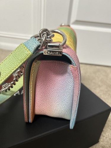 Chanel Rainbow Bag Cuba Cruise - Picture 2 of 12