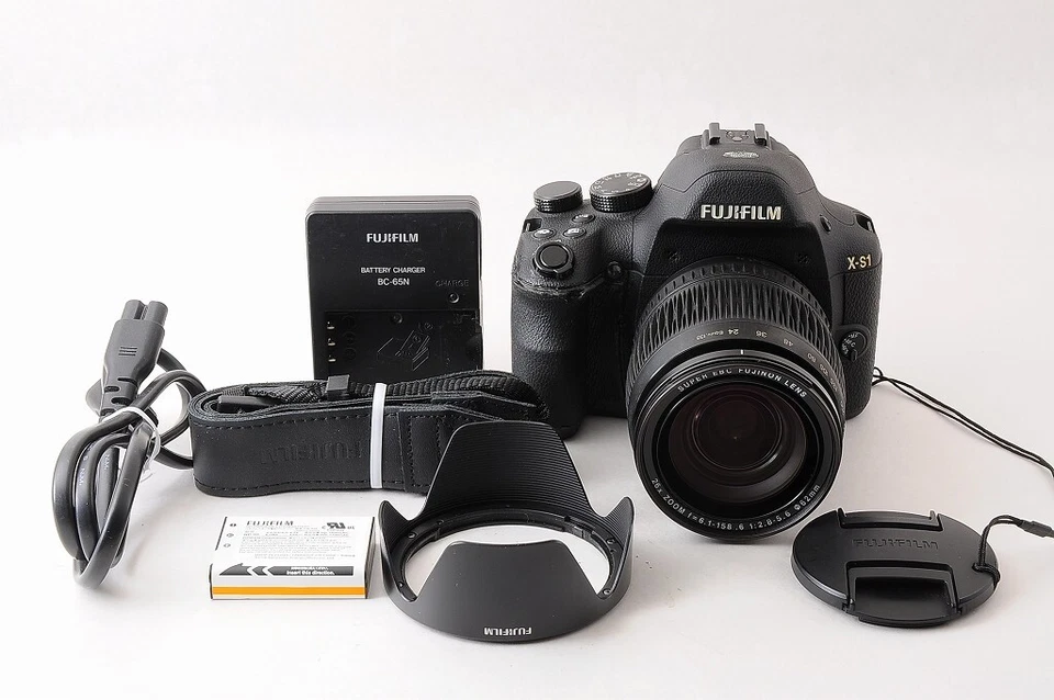 Fujifilm X-S1 12MP Digital Compact Camera Black EXCELLENT+ Working Tested Japan - Image 2 of 4