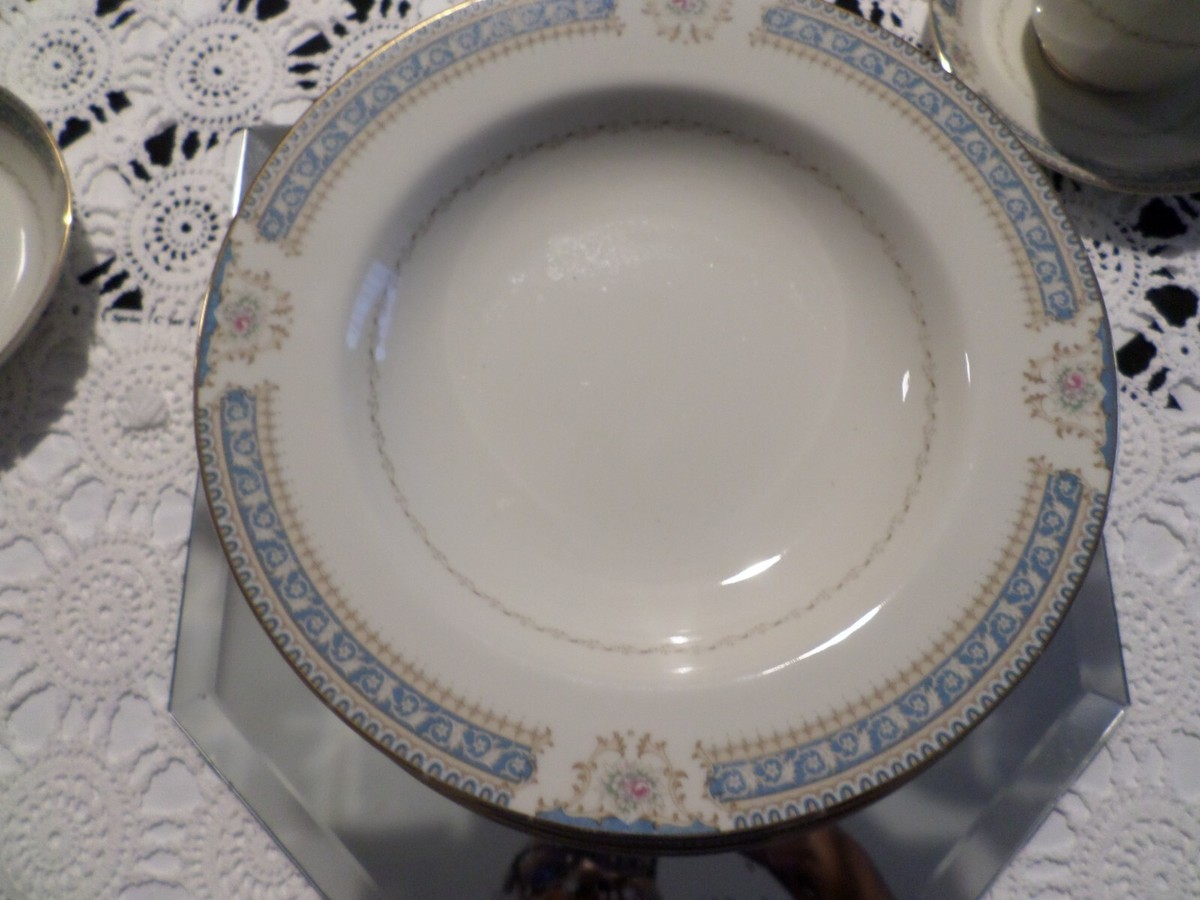 56 Pc Service for 8 Place Setting Mikasa Lexington Fine 56 Pc Service for 8 Place Setting Mikasa Lexington Fine